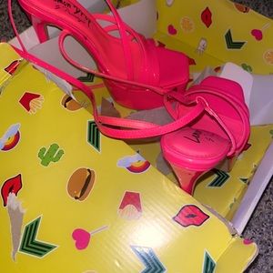 Brand new platform stiletto style heel sexy hot pink never worn.